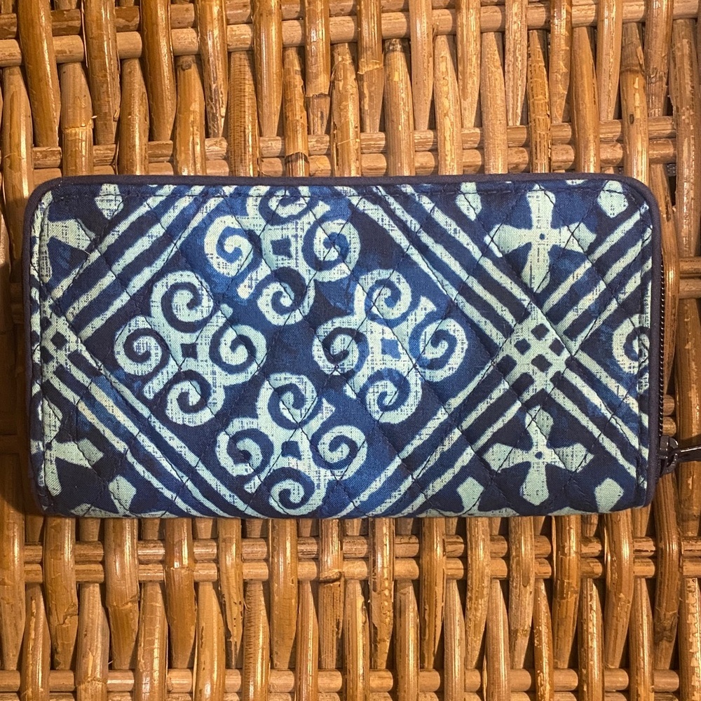 Vera Bradley Georgia Wallet